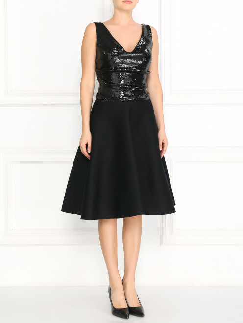 Платье-футляр декорированное пайетками Donna Karan - Модель Общий вид