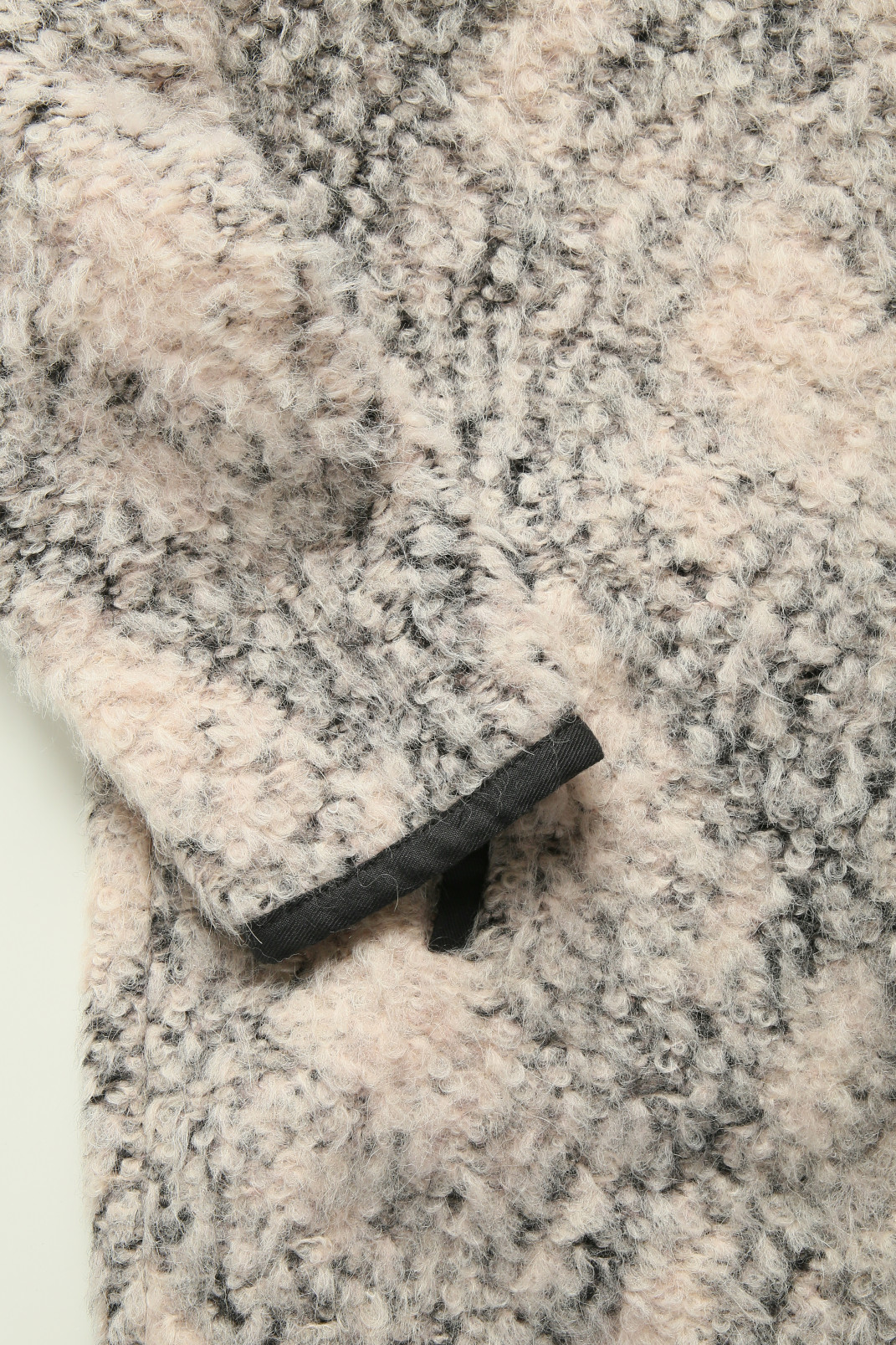 Пальто из смешанной шерсти  без застежки с контрастной отделкой MKT Studio  –  Деталь1  – Цвет:  Узор